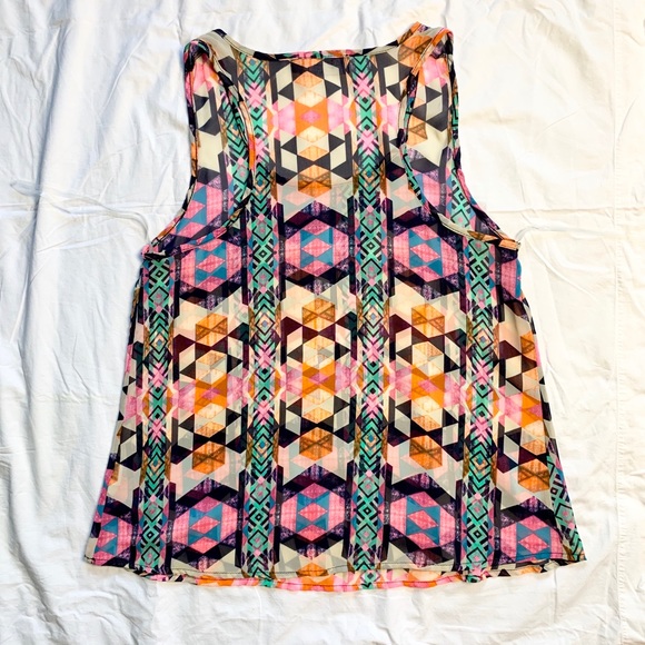 Colorful Geometric Top - Picture 2 of 3